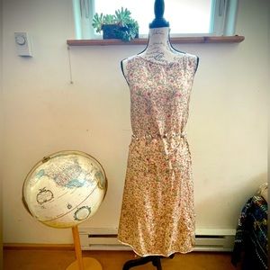 Sula Silk Artisan dress light Floral Medium